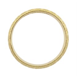 18ct gold wedding ring, London 1967
