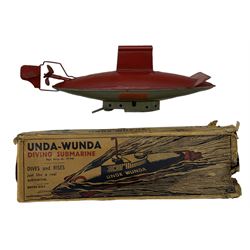 Tinplate clockwork 'Unda-Wunda Diving Submarine' by Sutcliffe, boxed