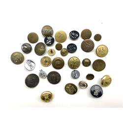 Three brass hunt buttons 'L B H' by Freeman & Co, two others 'C F H' and various other hunt buttons (30)