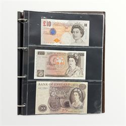 Bank of England notes including Somerset Sir Christopher Wren fifty pounds 'A01', Bailey Sir John Houblon fifty pounds 'R66',Salmon Matthew Boulton & James Watt fifty pounds 'AC17', Cleland fifty pounds 'AK35', two Somerset William Shakespeare twenty pounds 'H80' and '12C', Gill twenty pounds '44M', Page series C portrait ten pounds 'B50' etc, housed in an album