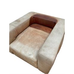 Armchair upholstered in leather 