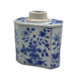 19th century Chinese blue and white tea caddy of octagonal form, decorated throughout with trailing foliage, H10cm x W9cm 