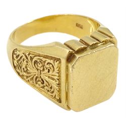 18ct gold signet ring, with engraved scrollwork shoulders, stamped 750