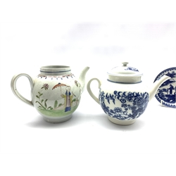 Group of 18th century porcelain comprising a Worcester Fisherman pattern saucer, Fence pattern teapot, probably Worcester or Caughley and another tea pot painted in polychrome enamels with Long Eliza figures (3)