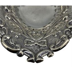 Art Nouveau silver oval box, the hinged cover embossed with flowers L9cm Birmingham 1906 Maker Robert Chandler, another oval box Chester 1896 and a heart shape sweetmeat dish