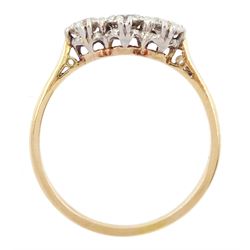 18ct gold three stone round cut diamond ring, total diamond weight approx 0.70 carat