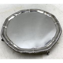 Silver circular salver with gadrooned border on claw and ball feet D20cm Sheffield 1960 Maker Thomas Bradbury & Sons 11.5oz