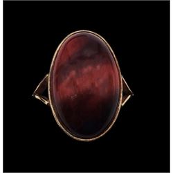 9ct gold single stone oval red tiger's eye ring