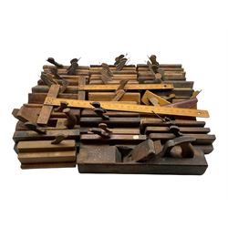 Quantity of assorted wooden moulding planes, Masson Seeley T square and other woodworking tools 