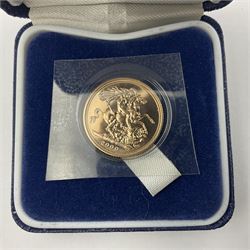 Queen Elizabeth II 2000 gold full sovereign coin