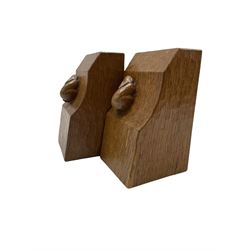 Pair of adzed oak 'Rabbitman' bookends by Peter Heap of Wetwang with carved rabbit signatures H16cm