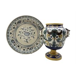 Ming style blue and white charger D31cm together with an Italian Majolica urn with beast mask handles and scroll painted decoration (2)
