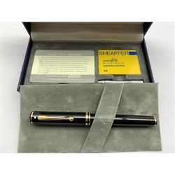  Sheaffer Connaisseur fountain pen, '18K 750' gold nib, in Sheaffer box  