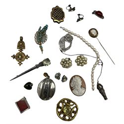 Quantity of costume jewellery including oval cameo, silver and cameo stick pins, silver brooch etc