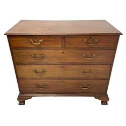 George III mahogany chest, the rectangular moulded top over two short and three long mahogany lined graduating drawers with scratch moulding, fitted with circular beaded handle plates and swan neck handles, raised on ogee supports, solid mahogany top and sides