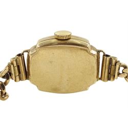 Early 20th century 9ct gold ladies manual wind wristwatch, on 9ct gold bracelet