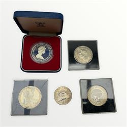 Queen Elizabeth II Bailiwick of Guernsey 1978 silver twenty five pence coin, cased without certificate, King George VI 1937 crown, Maria Theresa restrike Thaler, Mexico 1968 silver twenty-five Pesos and an Austrian 1959 fifty Schilling coin (5)