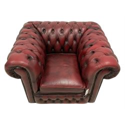 Georgian design Chesterfield club armchair, upholstered in buttoned oxblood leather
