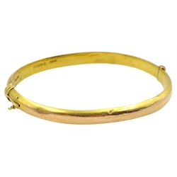Victorian 15ct gold hinged bangle by Henry Griffith & Sons Ltd, Chester 1900