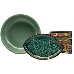 Agnete Hoy (1914-2000): Bullers studio pottery celadon glazed bowl, the interior with incised decoration depicting a Mermaid, D28.5cm, Diana Barraclo Nic Harrisough relief tile decorated with Seagulls and a Claire Byrne slipware dish (3)