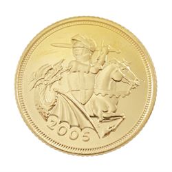 Queen Elizabeth II 2005 gold half sovereign coin