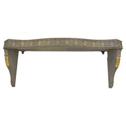 Late 20th century mahogany wall shelf, serpentine top with stylised foliate decoration and blind fretwork frieze, shaped and moulded supports with gilt acanthus leaf carving, light grey and waxed finish