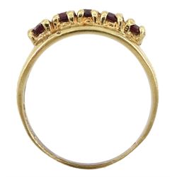 9ct gold five stone garnet ring with split design shank, London 1978
