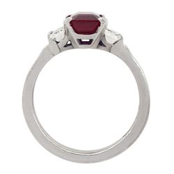 18ct white gold three stone emerald cut Thai ruby and baguette cut diamond ring, hallmarked, ruby approx 2.00 carat, total diamond weight approx 0.60 carat