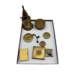 Clamfo oil lamp, together with various brass cased powder compacts and trinket boxes (8)