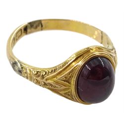 Victorian 15ct gold single stone cabochon garnet ring, hallmarked