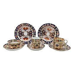 Royal Crown Derby Imari 2451 pattern tea wares comprising a coffee can and saucer, teacup & saucer,  a matched  teacup & saucer and two tea plates, various dates 