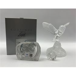 Dartington owl paperweight by Alfred Capredoni, small owl glass sculpture by Mats Jonasson and a Cristal d'Arques owl, boxed  