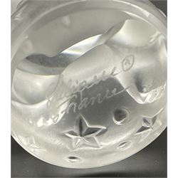 Lalique frosted glass model of a Performing Bear, engraved Lalique France to base, H8cm 
