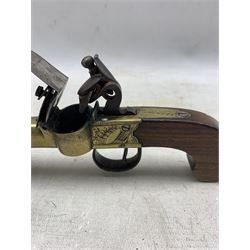 18th century brass flintlock tinder lighter, border engraved action decorated with stands of arms, steel trigger guard with walnut stock, L18cm 