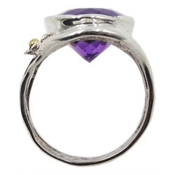  Silver oval amethyst ring, stamped 925, amethyst approx 8.50 carat  