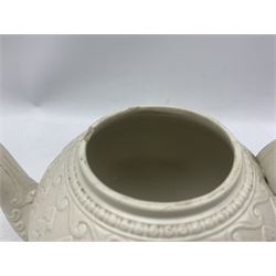 Victorian 'Argyle' teapot, smear-glazed stoneware by William Brownfield, Cobridge, c1851-1870 H17cm