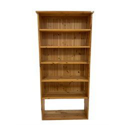Pine book shelf with five fixed shelves 