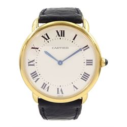 Cartier Ronde Louis Mecanique gentleman's 18ct gold manual wind wristwatch, Ref. 0900 1, serial No. M211500, silvered guilloche dial, with Roman numerals, hallmarked, on original leather strap with Cartier 18ct gold buckle, hallmarked