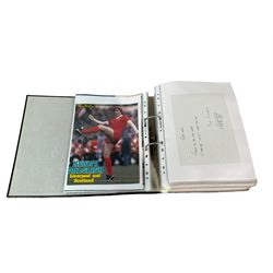 Mostly English footballing autographs and signatures, including Steve McManaman, Robbie Fowler, Ronnie Wheelan, Phil Neal etc, in one folder