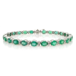 18ct white gold oval emerald and diamond bracelet, stamped 750, emerald total weight approx 7.80 carat