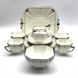 Shelley Red Daisy pattern tea set for four, pattern no. 11497 (15)