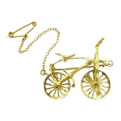 18ct gold bicycle bar brooch, London 1976