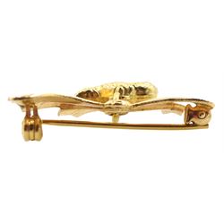 Gold bow bar brooch, with a camel pendant, stamped 750 K18