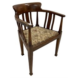 Early 20th century Arts & Crafts period oak elbow chair, shaped bar back and arms on turned and upright supports, upholstered seat, on square tapering supports with squat spade feet