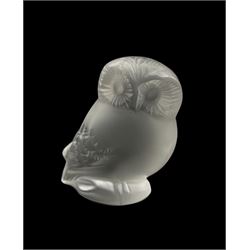 Lalique frosted glass model of an Owl, engraved Lalique France to base, H5.5cm