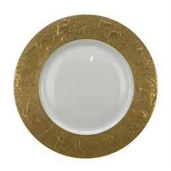Rosenthal Studio Line dinner plate decorated in the Zauberflote design (Magic Flute), designed by Bjorn Wiinblad, D32cm