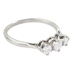 Platinum three stone round brilliant cut diamond ring, total diamond weight approx 0.60 carat