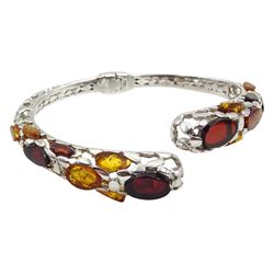 Silver Baltic amber hinged bangle, stamped 925