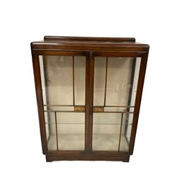 20th century oak display cabinet with two fixed glass shelves