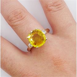 18ct gold three stone yellow sapphire and round brilliant cut diamond ring, hallmarked, yellow sapphire approx 5.20 carat
